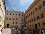 24 nejstarší banka Monte dei Paschi di Siena