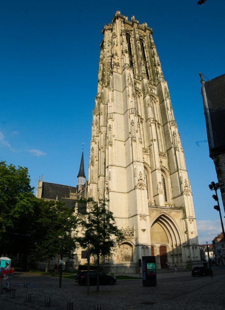 10 Mechelen Sint Romboutskathedraal