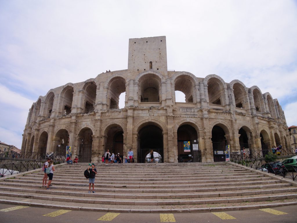 F3 římská aréna v Arles