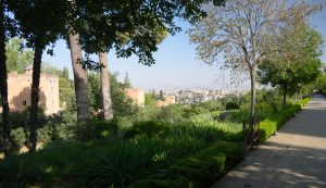 Alhambra zahrady Generalife