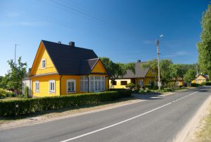 Palúšé v Litvě frčí žlutá