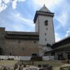 vnitřní nádvoří hradu Narva